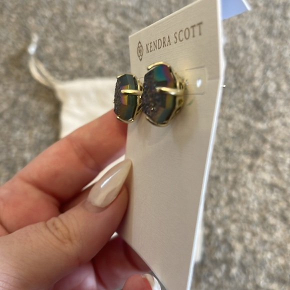 Ryan Stud Gold Earrings with Slate Drusy - Picture 3 of 3